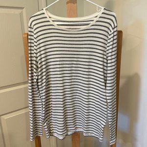 A New Day brand long sleeve striped gray and ivory long sleeve tee XL